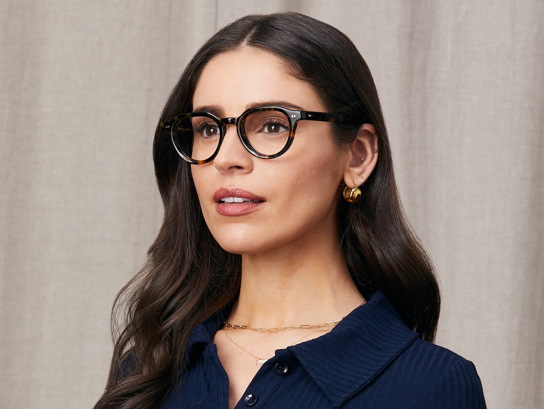 Model is wearing The BAITSIM in size 48 in Tortoise Model is wearing The BAITSIM in size 48 in Tortoise