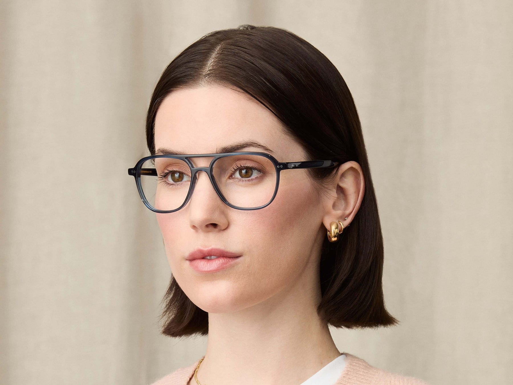 Model is wearing The BJORN in size 55 in Navy Model is wearing The BJORN in size 55 in Navy