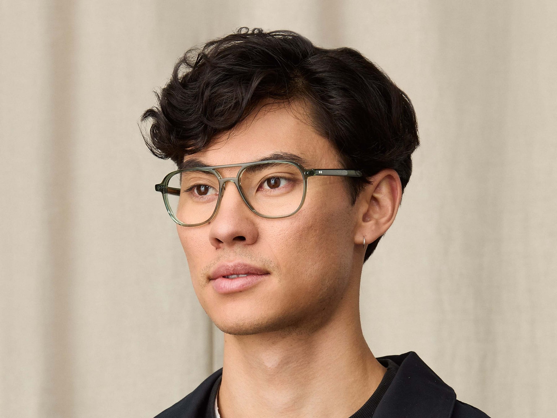 Model is wearing The BJORN in size 55 in Pine Model is wearing The BJORN in size 55 in Pine