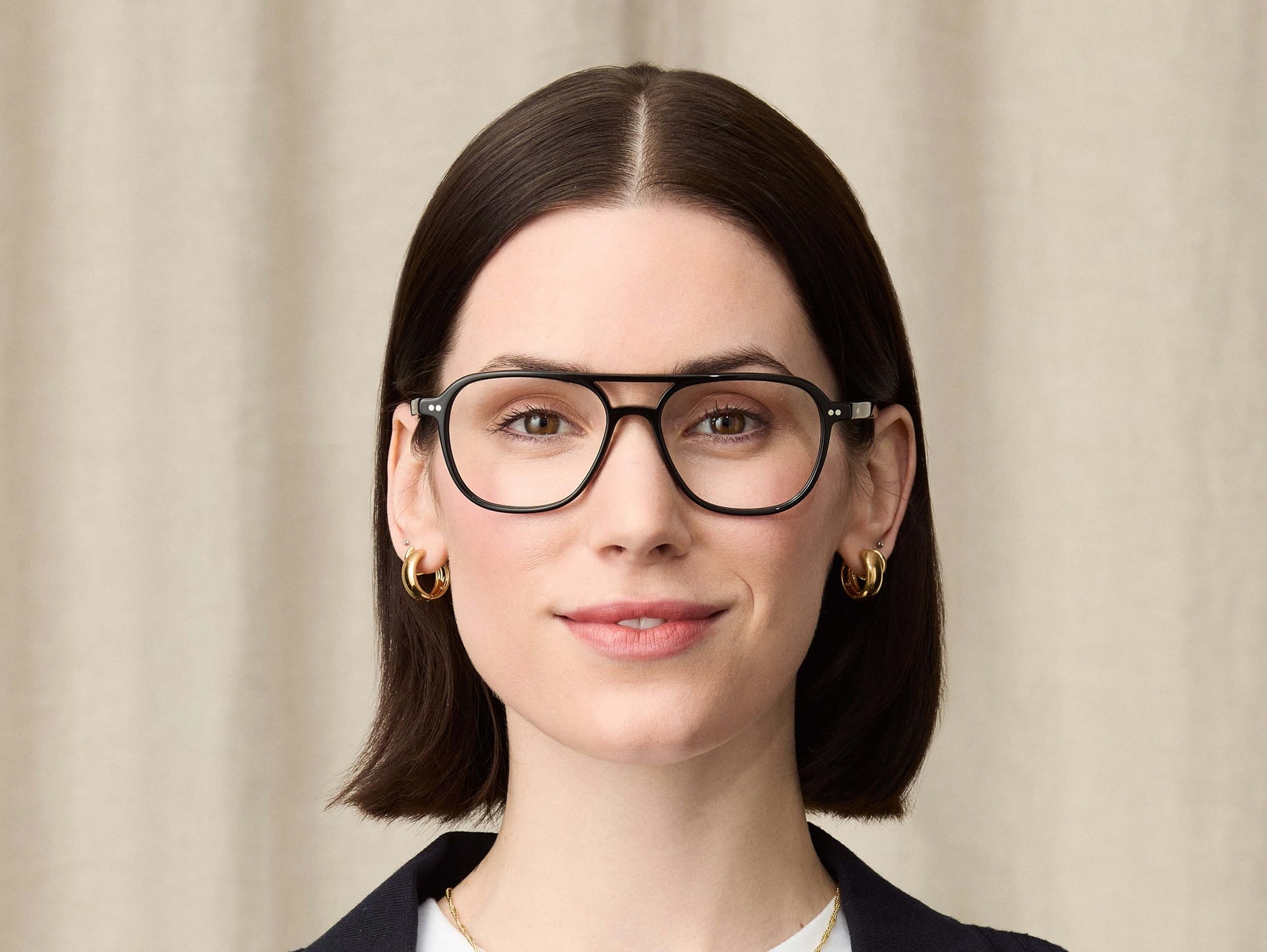 Model is wearing The BJORN in size 55 in Black Model is wearing The BJORN in size 55 in Black