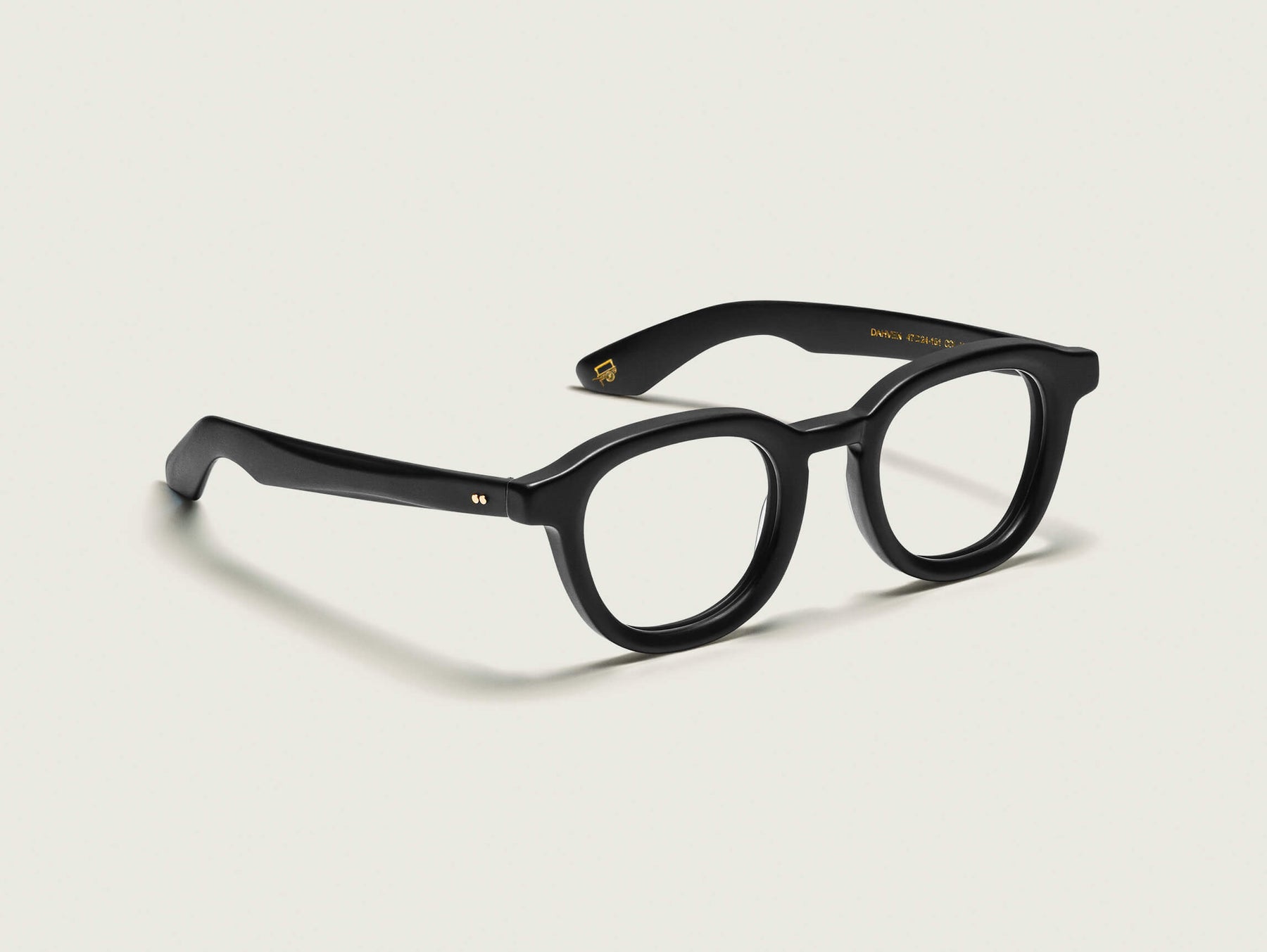 The DAHVEN in Matte Black The DAHVEN in Matte Black