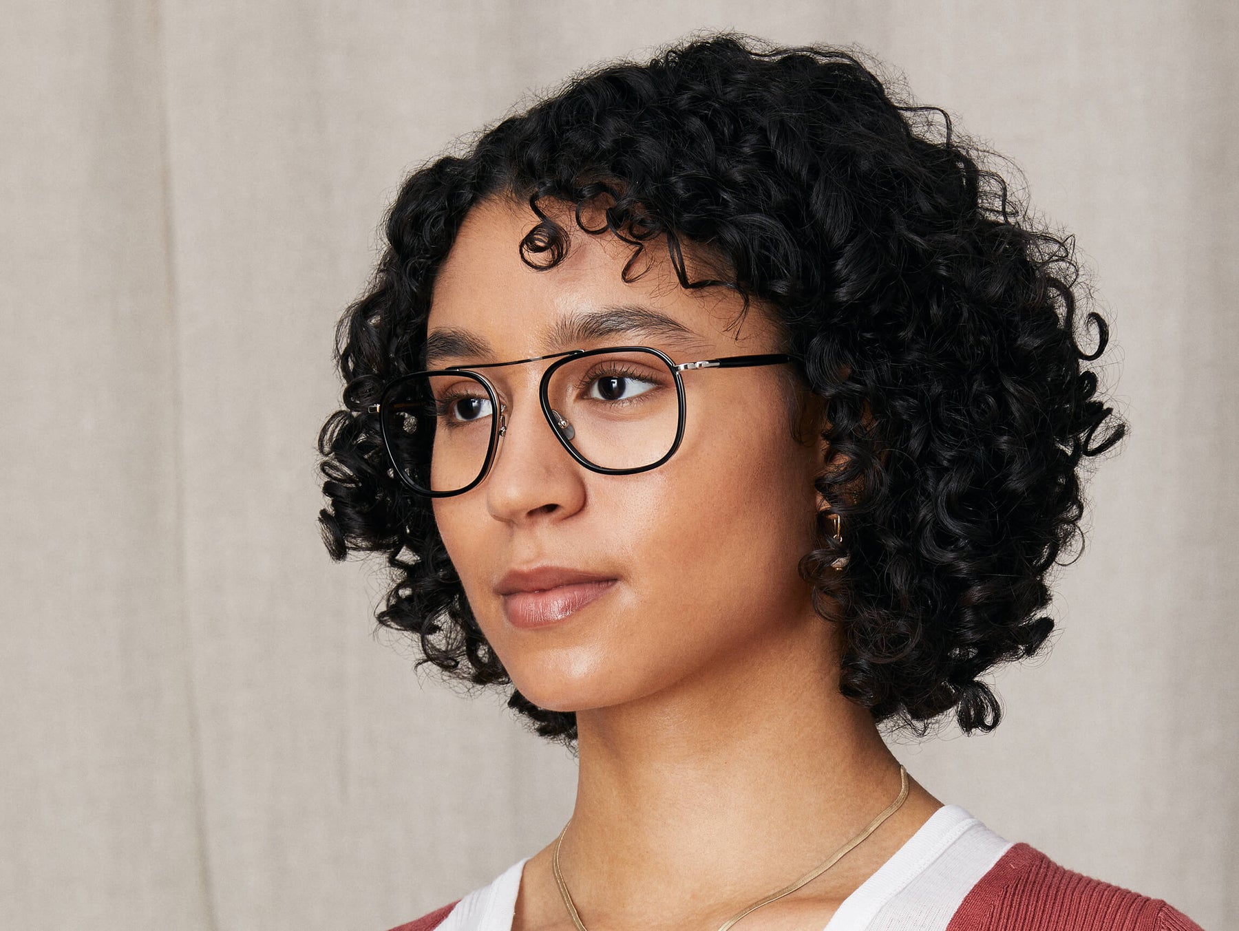 Model is wearing The FANAGLE in size 53 in Black/Silver Model is wearing The FANAGLE in size 53 in Black/Silver