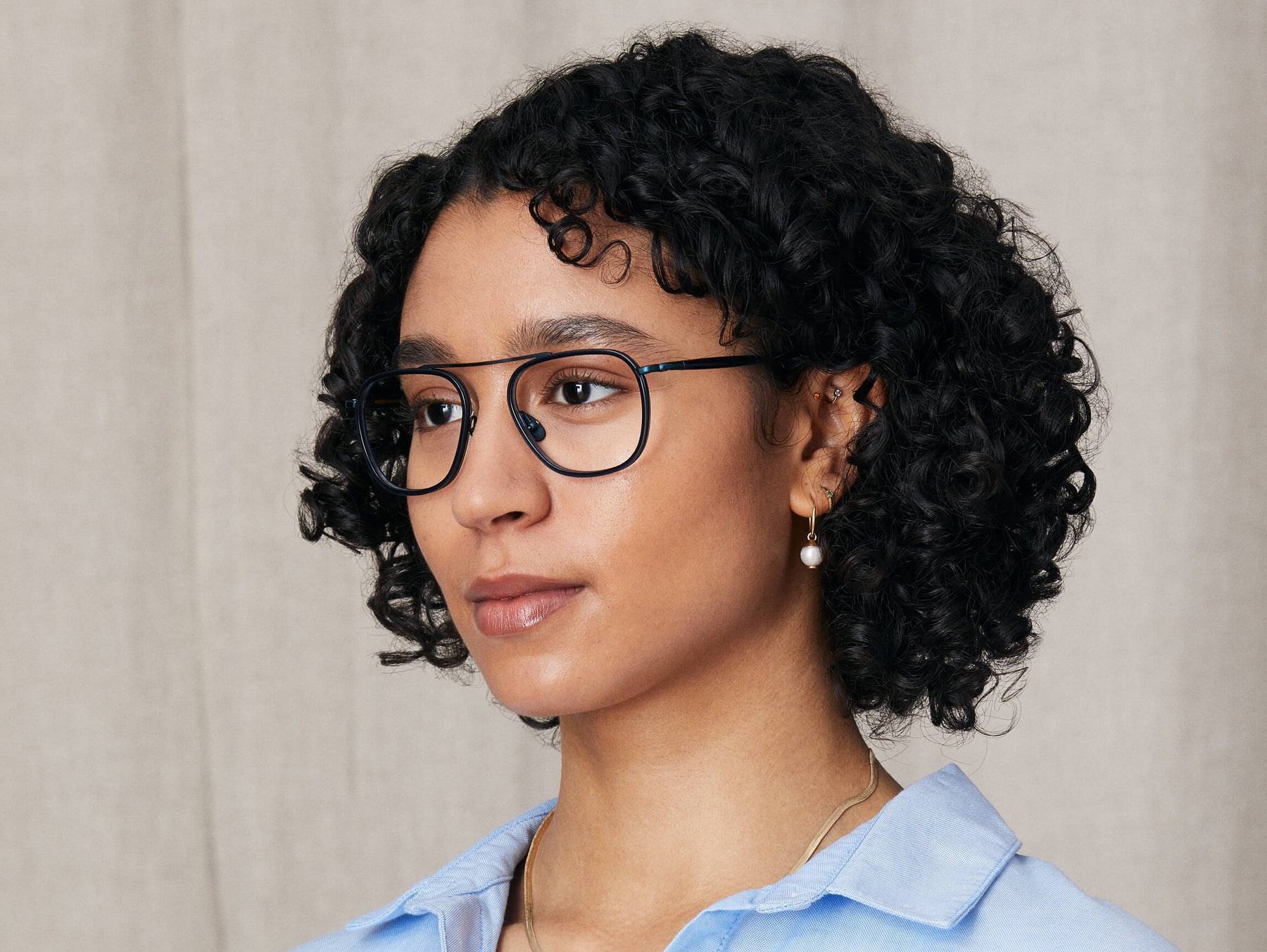 Model is wearing The FANAGLE in size 53 in Navy Model is wearing The FANAGLE in size 53 in Navy