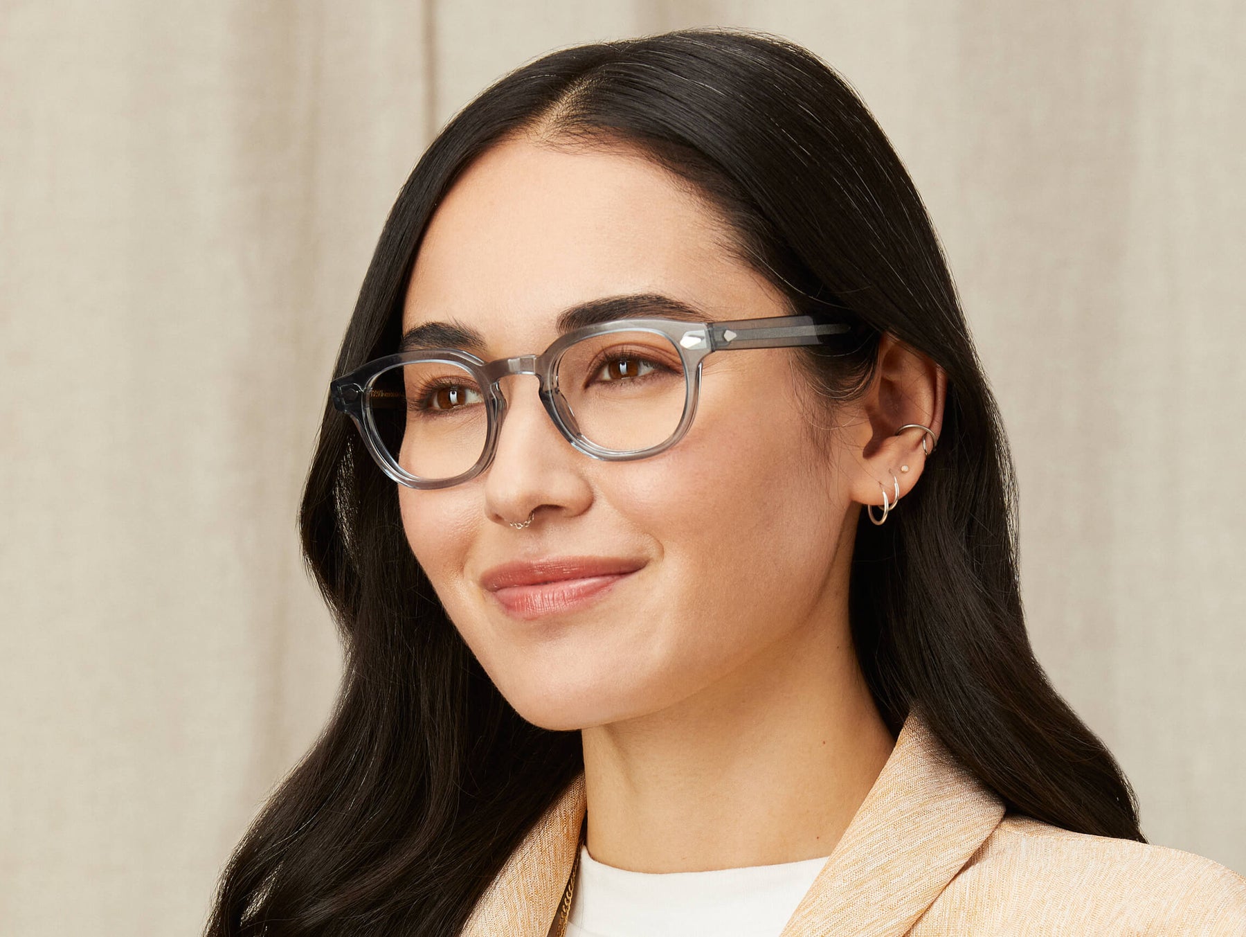 Model is wearing The LEMTOSH in size 46 in Light Blue Model is wearing The LEMTOSH in size 46 in Light Blue