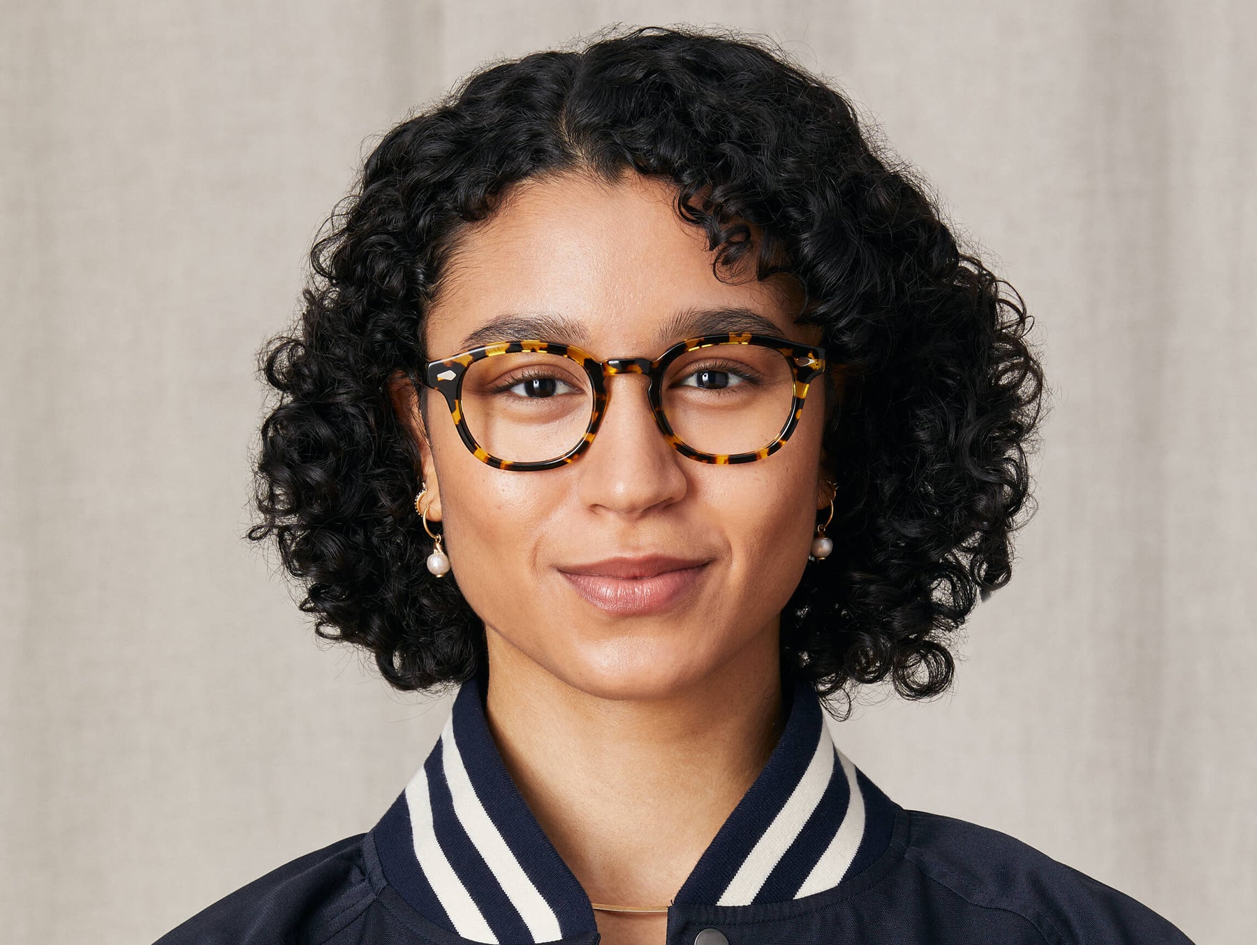 Model is wearing The LEMTOSH in size 49 in Tokyo Tortoise Model is wearing The LEMTOSH in size 49 in Tokyo Tortoise