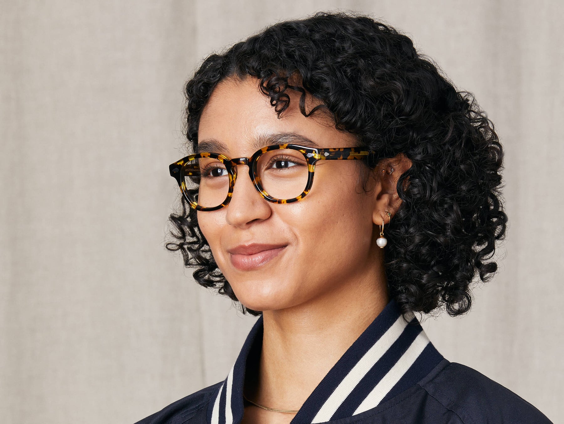 Model is wearing The LEMTOSH in size 49 in Tokyo Tortoise Model is wearing The LEMTOSH in size 49 in Tokyo Tortoise