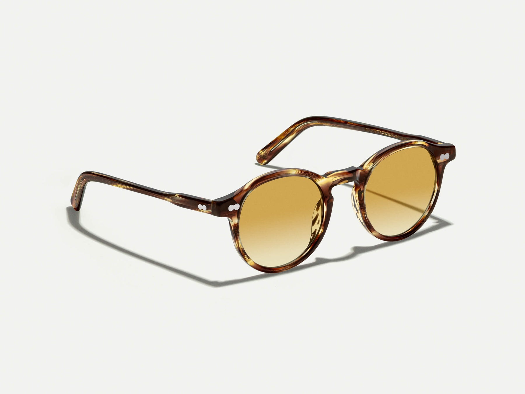 The MILTZEN in Bamboo with Chestnut Fade Tinted Lenses The MILTZEN in Bamboo with Chestnut Fade Tinted Lenses