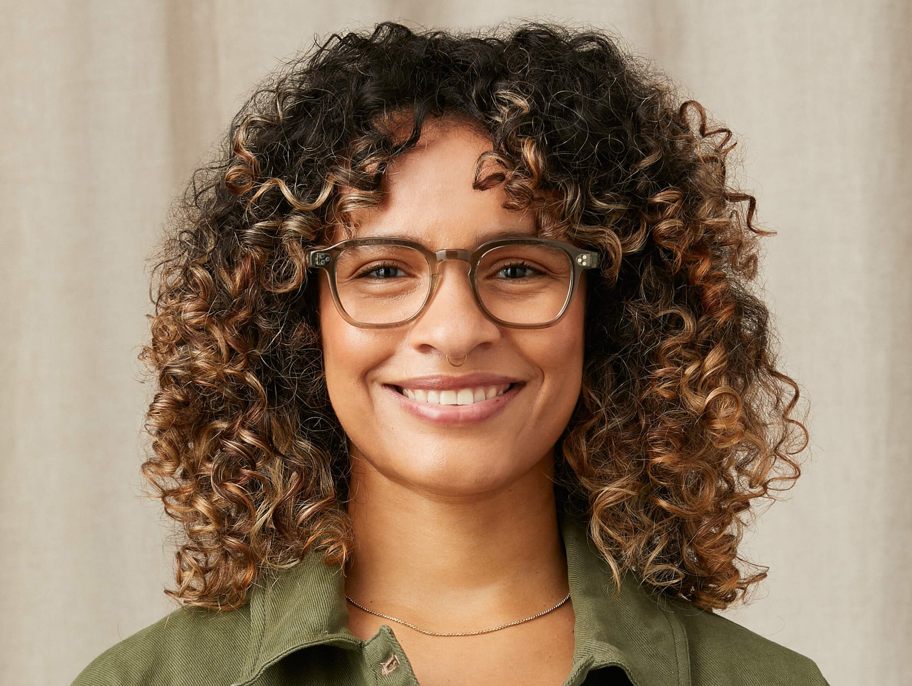 Model is wearing The MOMZA in size 49 in Sage Model is wearing The MOMZA in size 49 in Sage