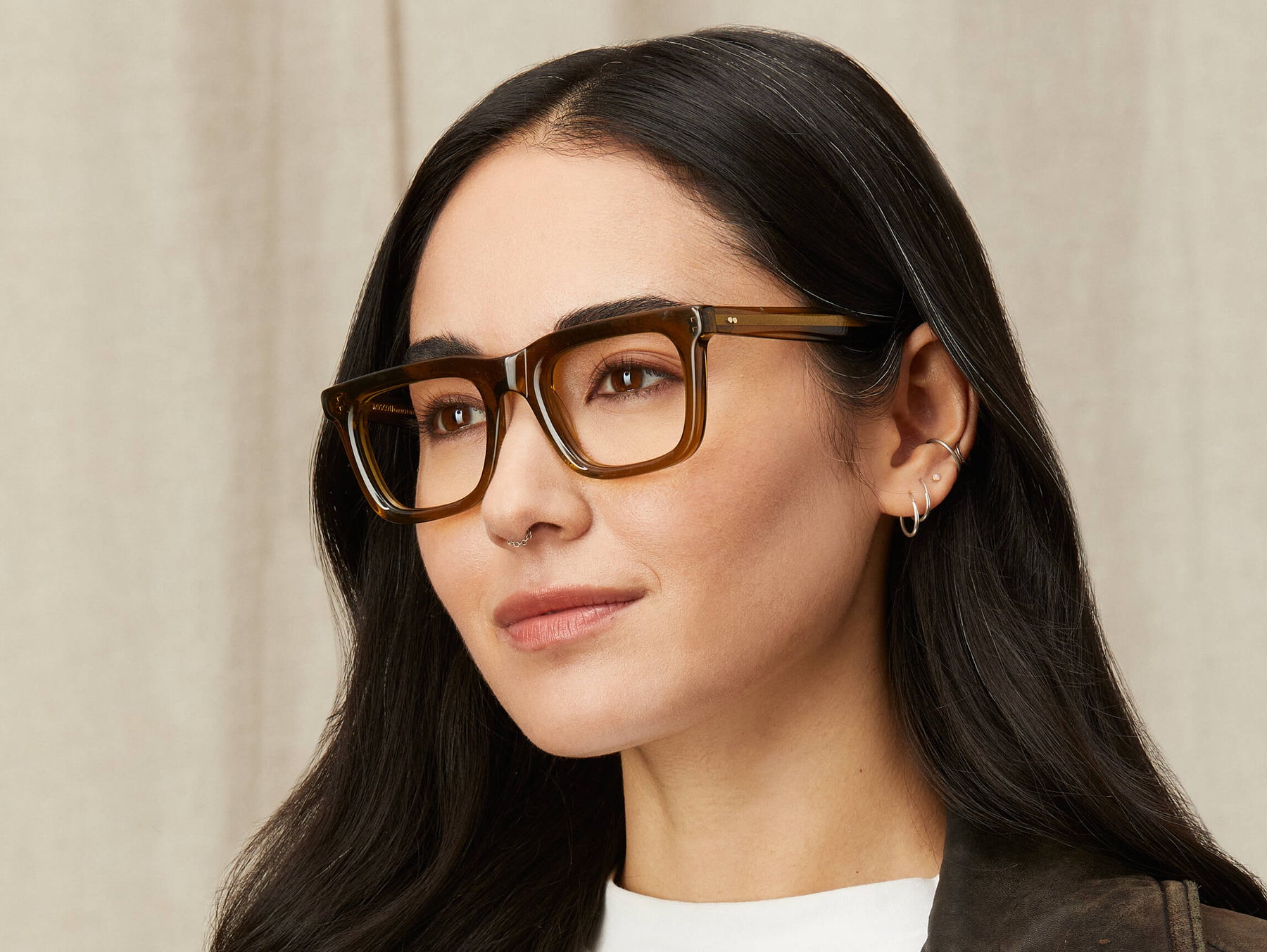 Model is wearing The RIZIK in size 49 in Olive Brown Model is wearing The RIZIK in size 49 in Olive Brown