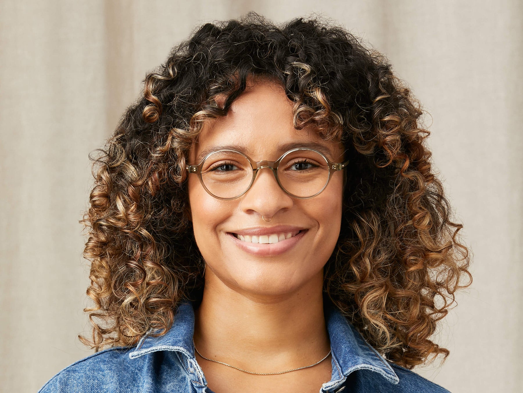 Model is wearing The SCOOCH in size 46 in Sage Model is wearing The SCOOCH in size 46 in Sage