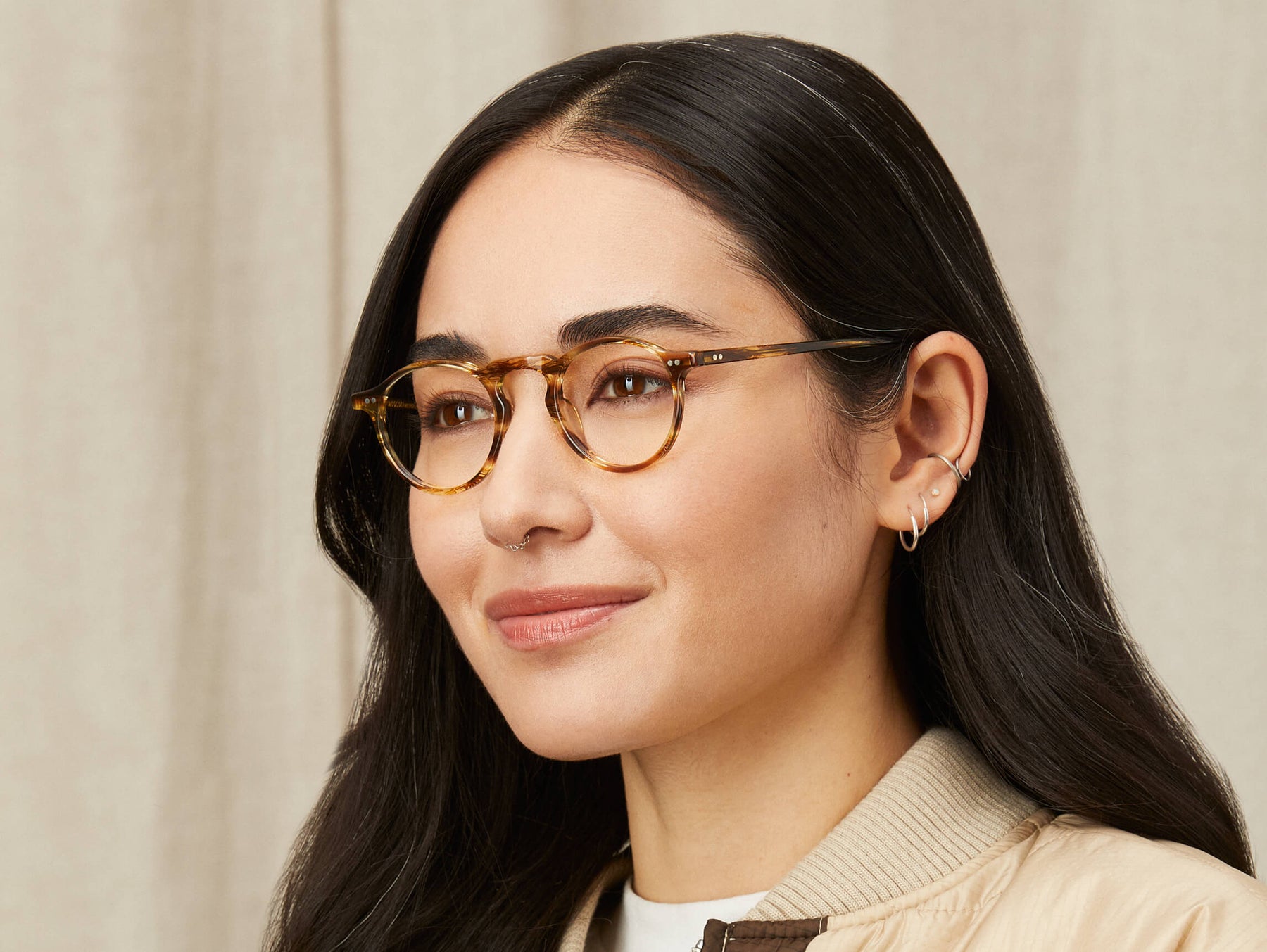 Model is wearing The TUCHUS in size 42 in Bamboo Model is wearing The TUCHUS in size 42 in Bamboo