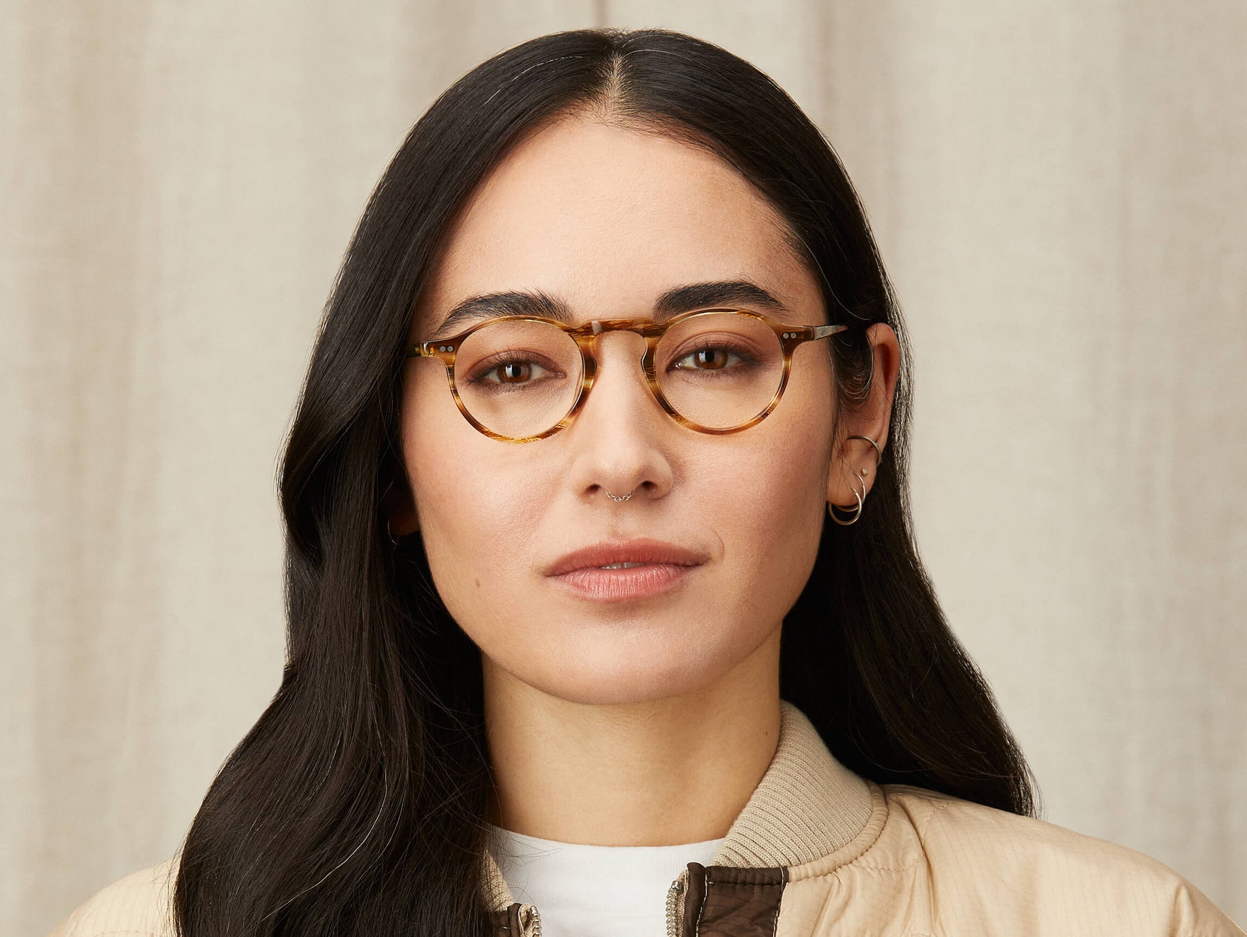 Model is wearing The TUCHUS in size 42 in Bamboo Model is wearing The TUCHUS in size 42 in Bamboo