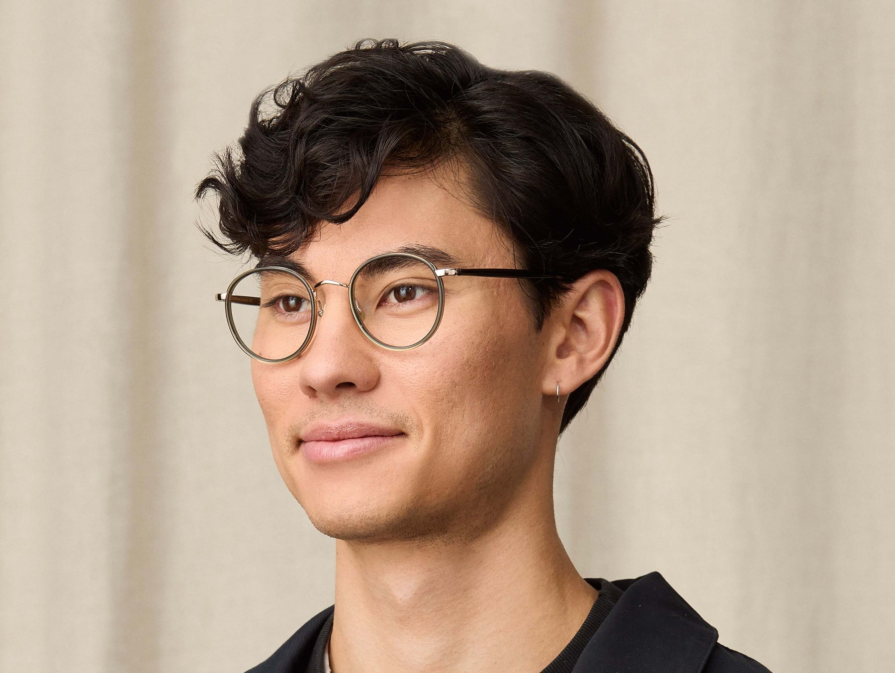 Model is wearing The ZEV in size 49 in Dark Green Model is wearing The ZEV in size 49 in Dark Green