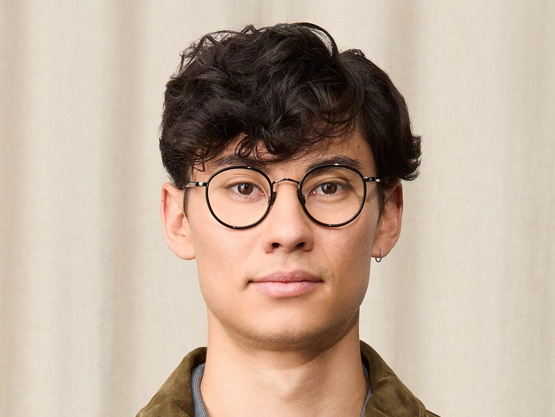 Model is wearing The ZEV in size 49 in Black Model is wearing The ZEV in size 49 in Black