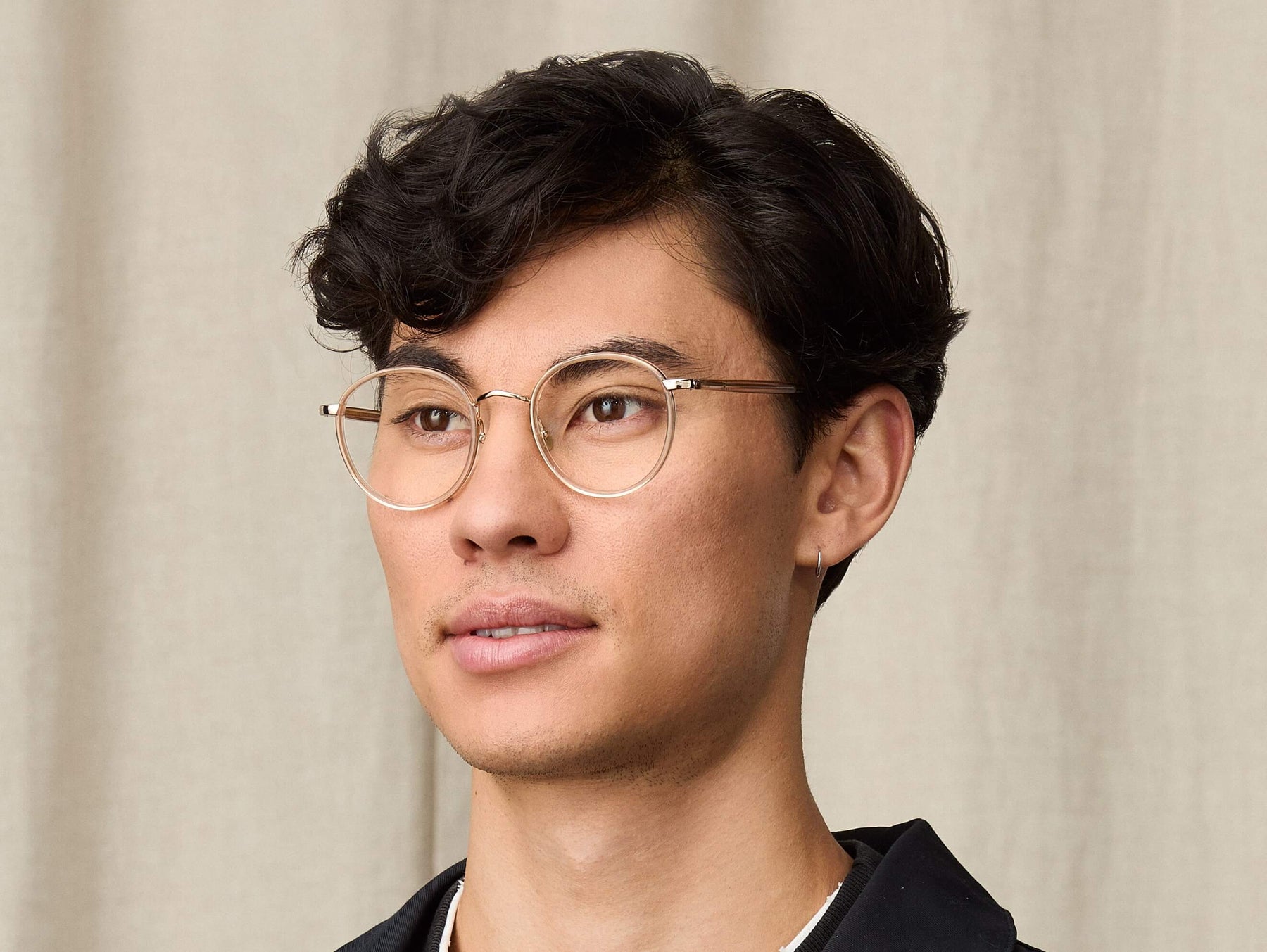 Model is wearing The ZEV in size 49 in Cinnamon Model is wearing The ZEV in size 49 in Cinnamon