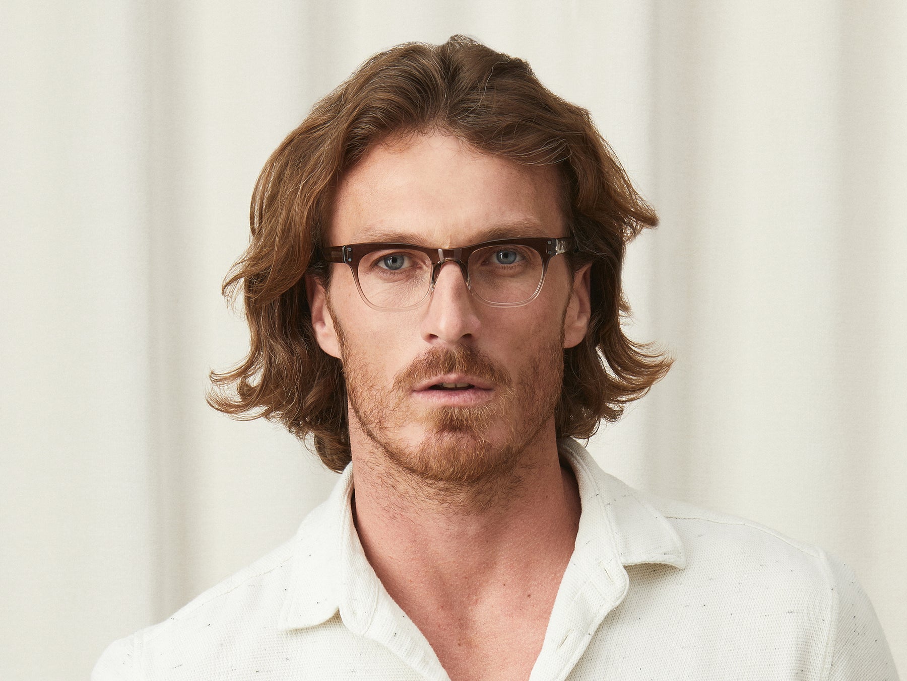 Model is wearing The BABA in Size 46 in Grey Fade Model is wearing The BABA in Size 46 in Grey Fade