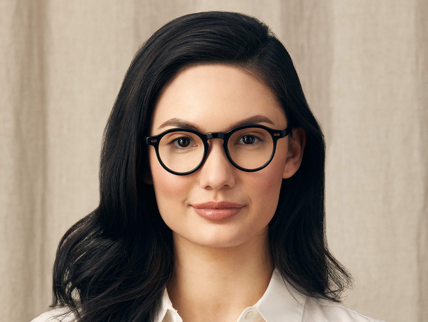 Model is wearing The MILTZEN in size 49 in Black Model is wearing The MILTZEN in size 49 in Black