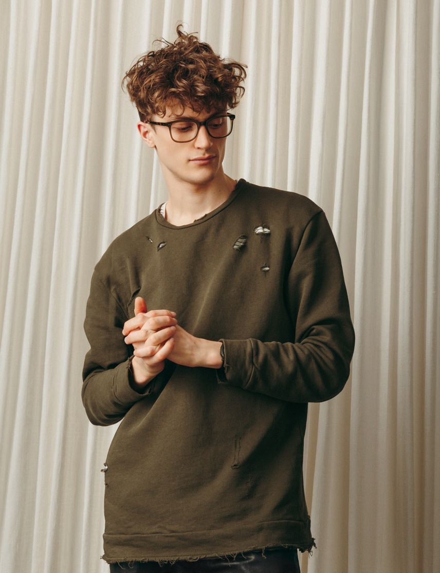 Model is wearing The PAT in size 49 in Sage Model is wearing The PAT in size 49 in Sage