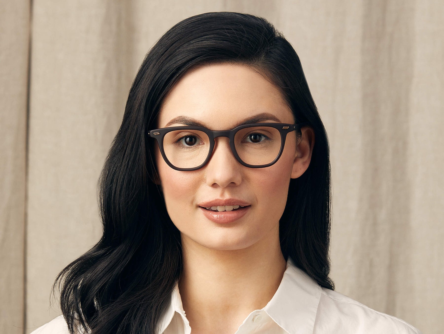 Model is wearing The TATAH in size 47 in Matte Dark Brown Model is wearing The TATAH in size 47 in Matte Dark Brown