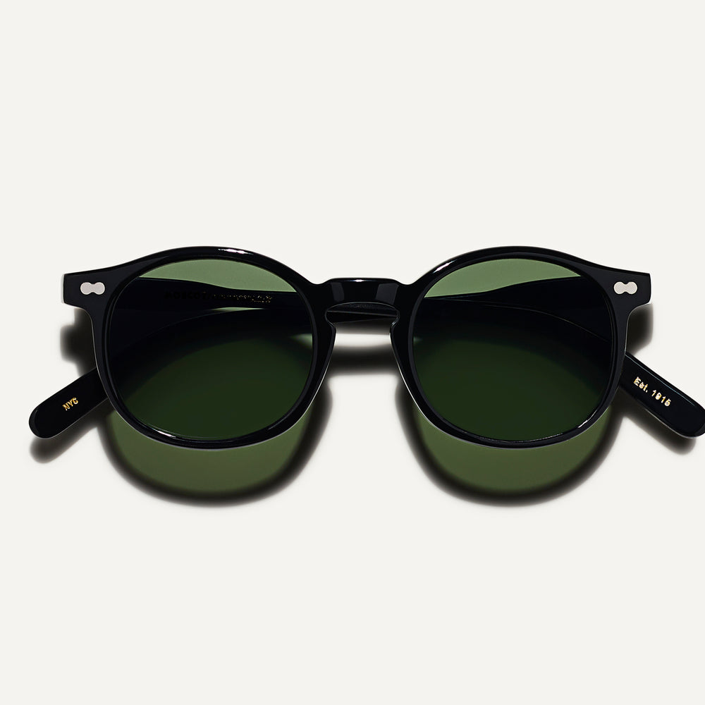 #color_black | The VELVYL SUN in Black with G-15 Glass Lenses
