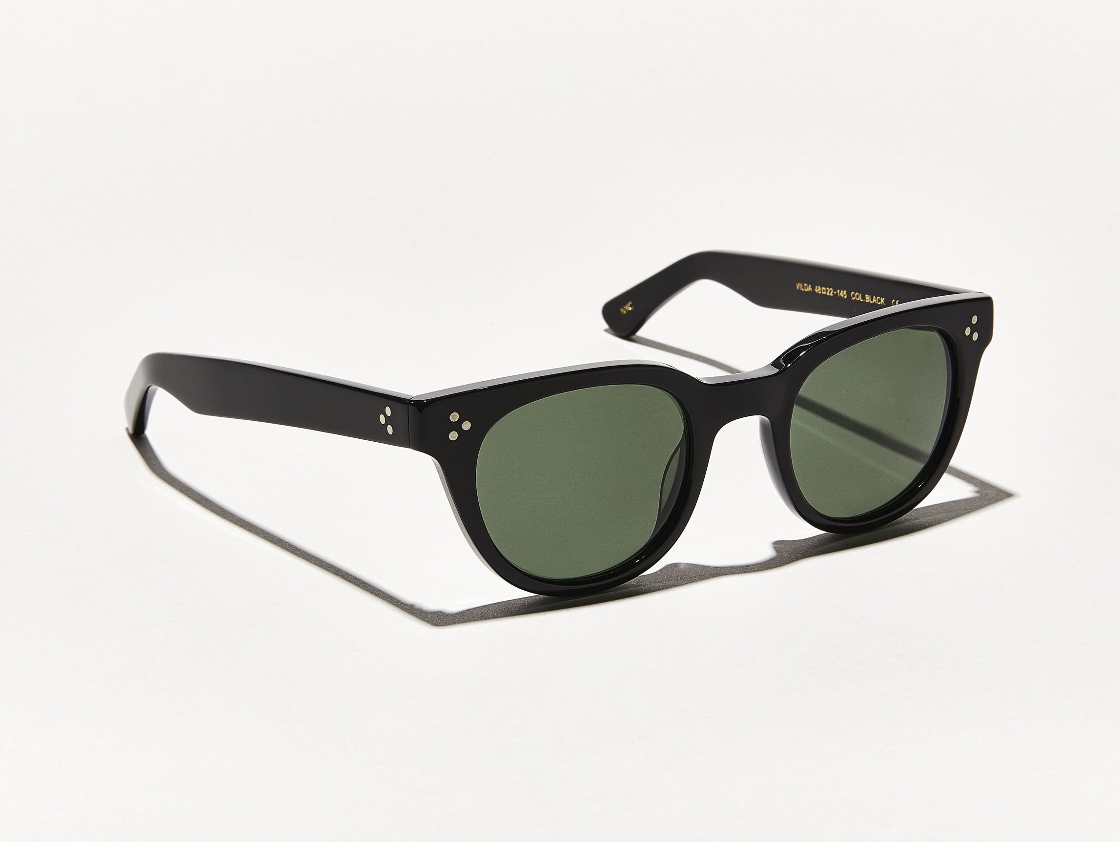 The VILDA SUN in Black with G-15 Glass Lenses