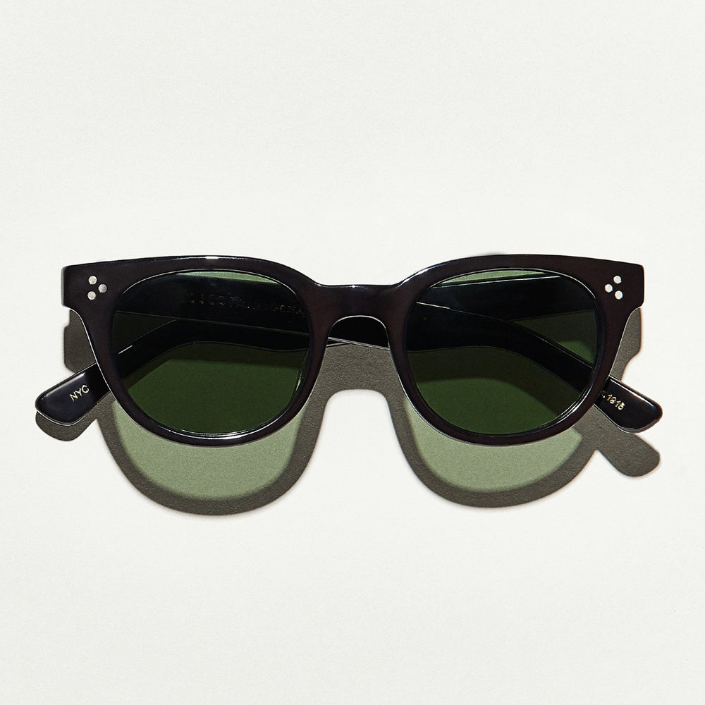 #color_black | The VILDA SUN in Black with G-15 Glass Lenses