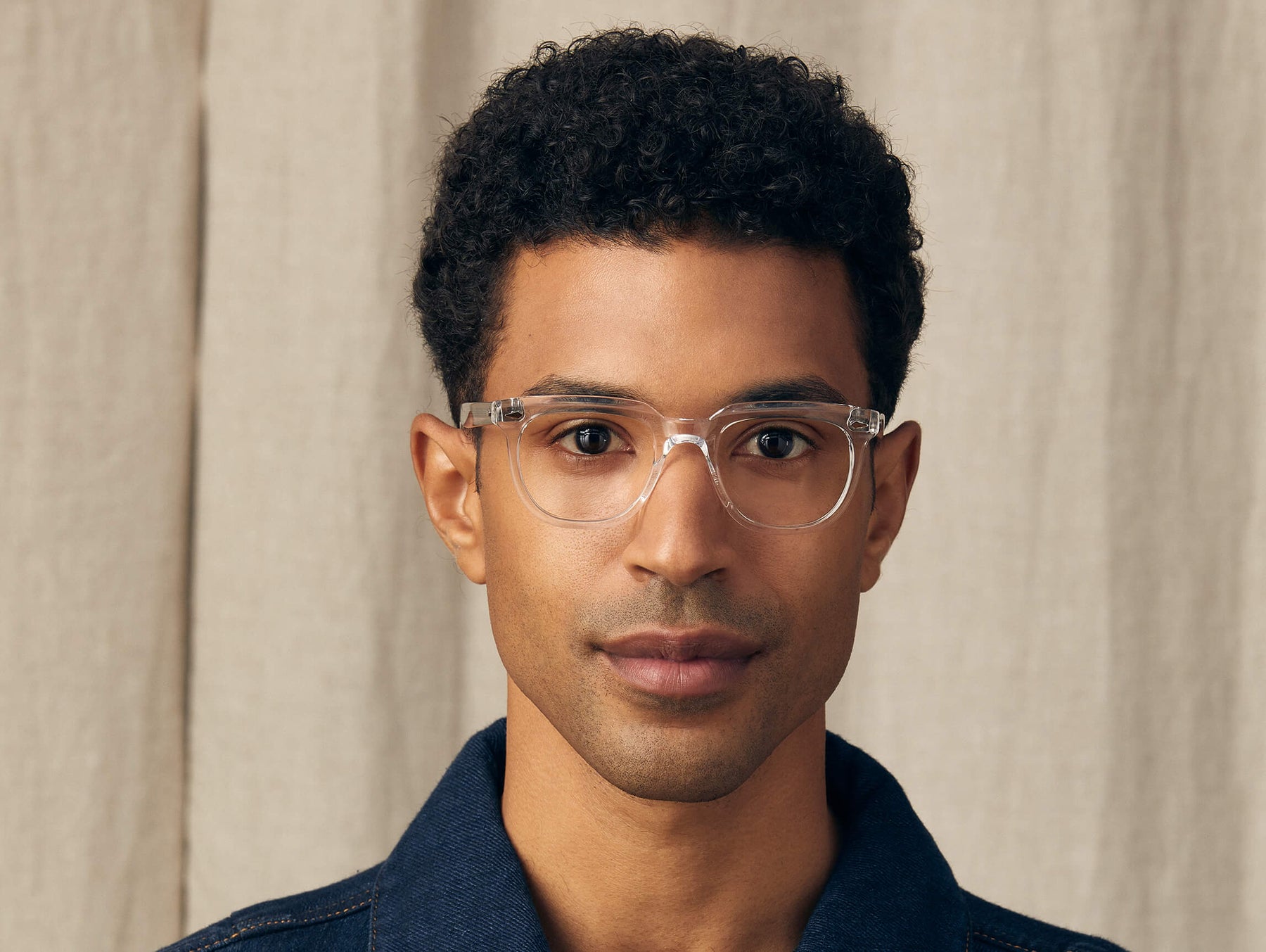 Model is wearing The YONTIF in size 49 in Crystal Model is wearing The YONTIF in size 49 in Crystal