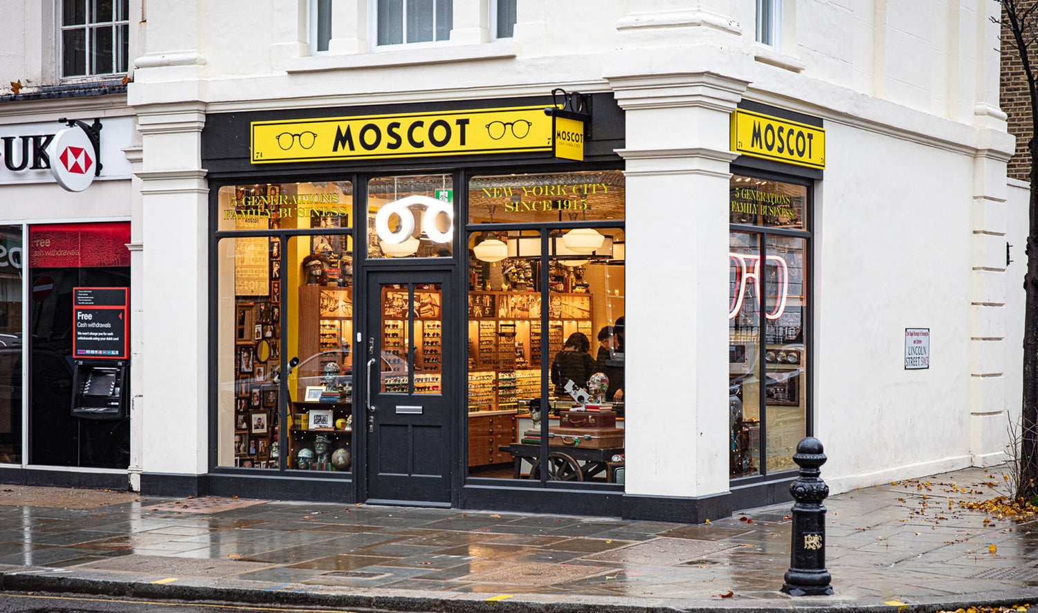 MOSCOT King’s Road is Officially Open!