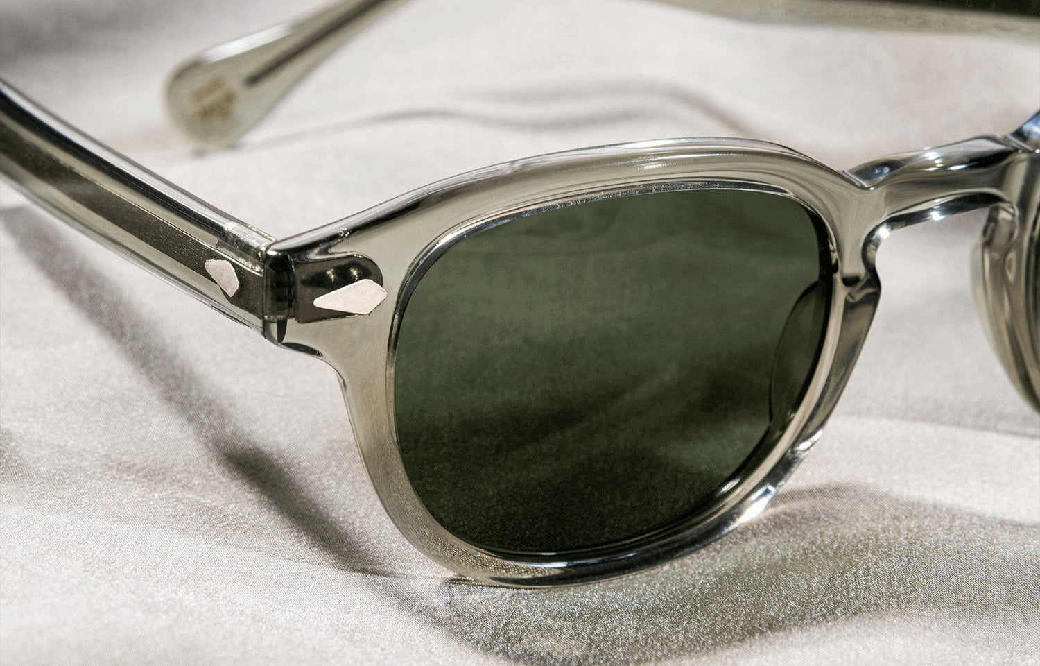 HELENA BONHAM CARTER | THE LEMTOSH, LEMTOSH SUN & THEROUX