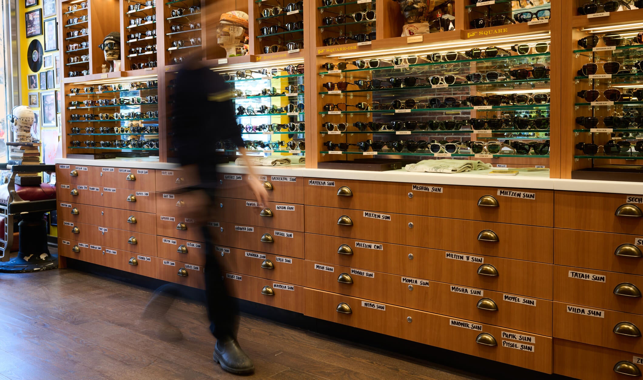 The MOSCOT Toronto Shop interior 3