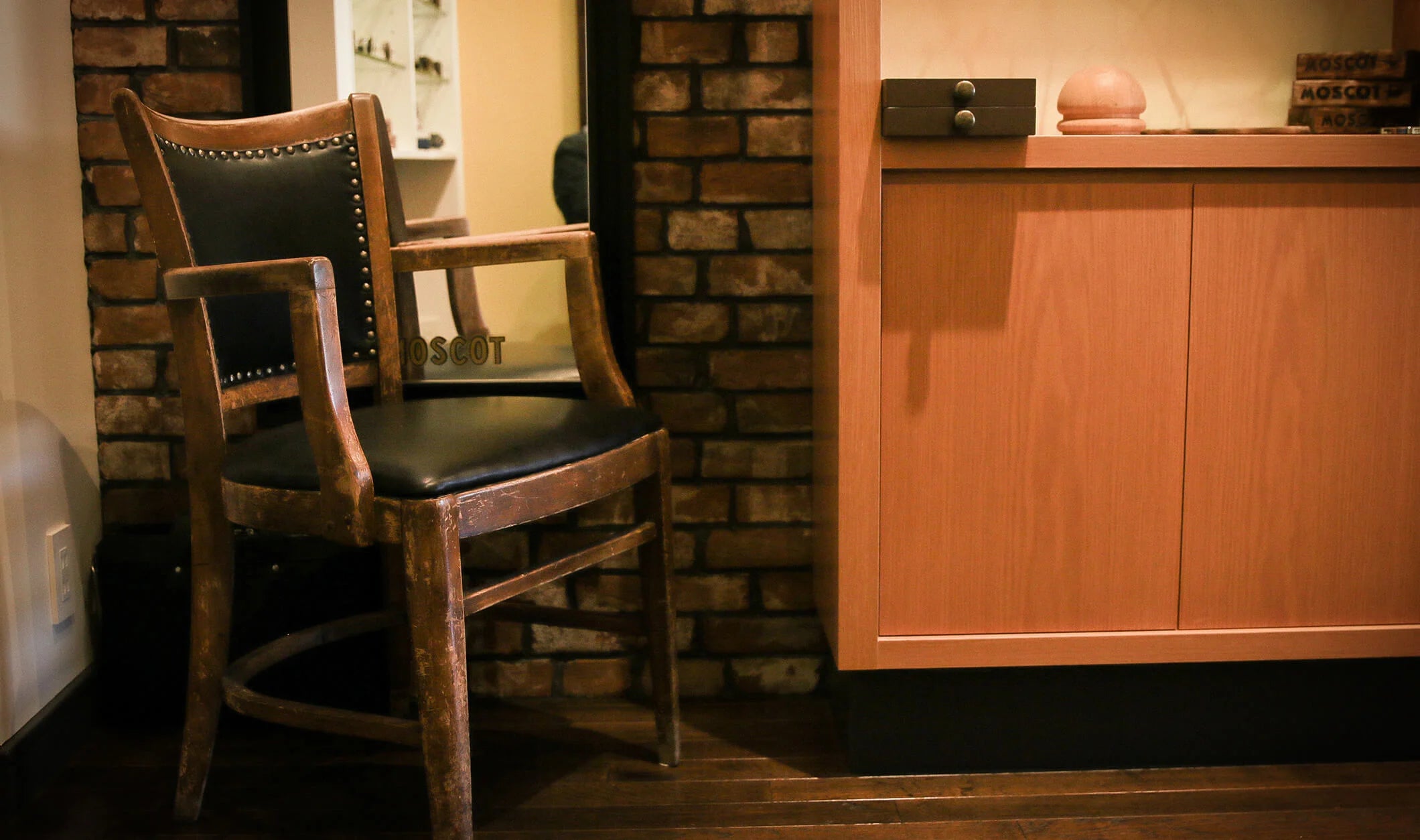 The MOSCOT Aoyama Shop interior 2