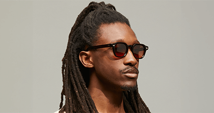 Model is wearing The DOLT SUN