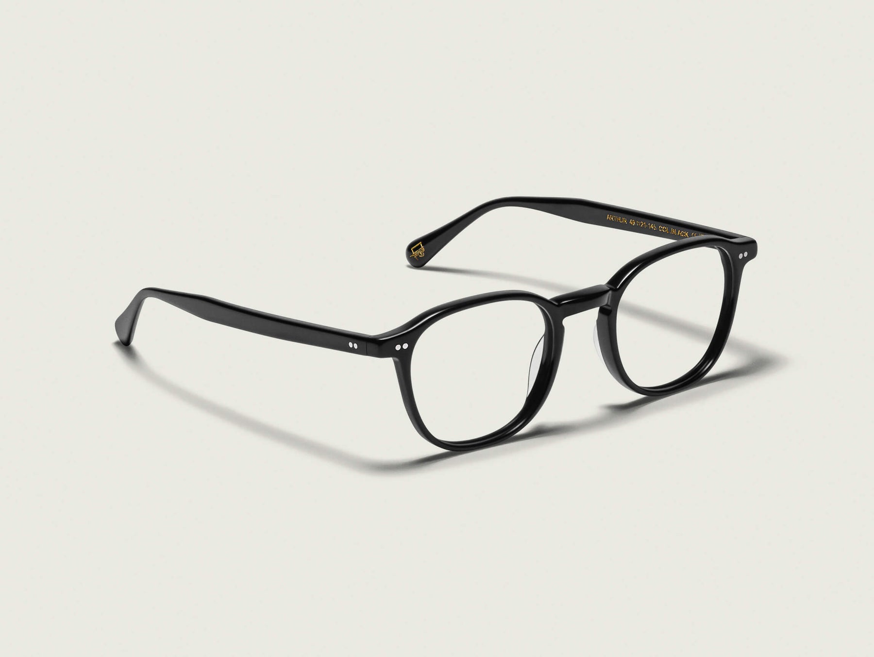 The ARTHUR in Matte Black