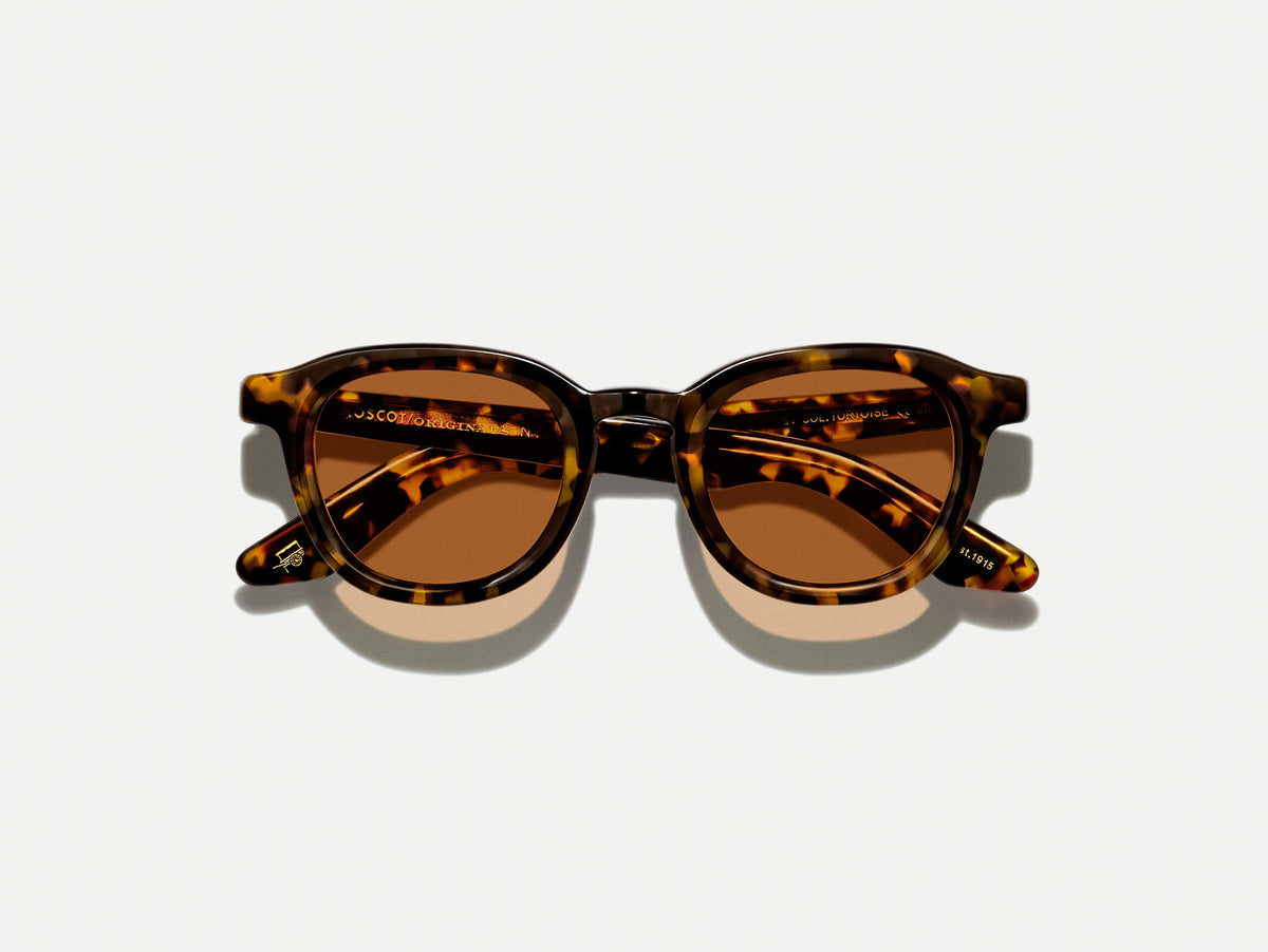 Der DAHVEN in Tortoise mit AMBER+ Tönung
