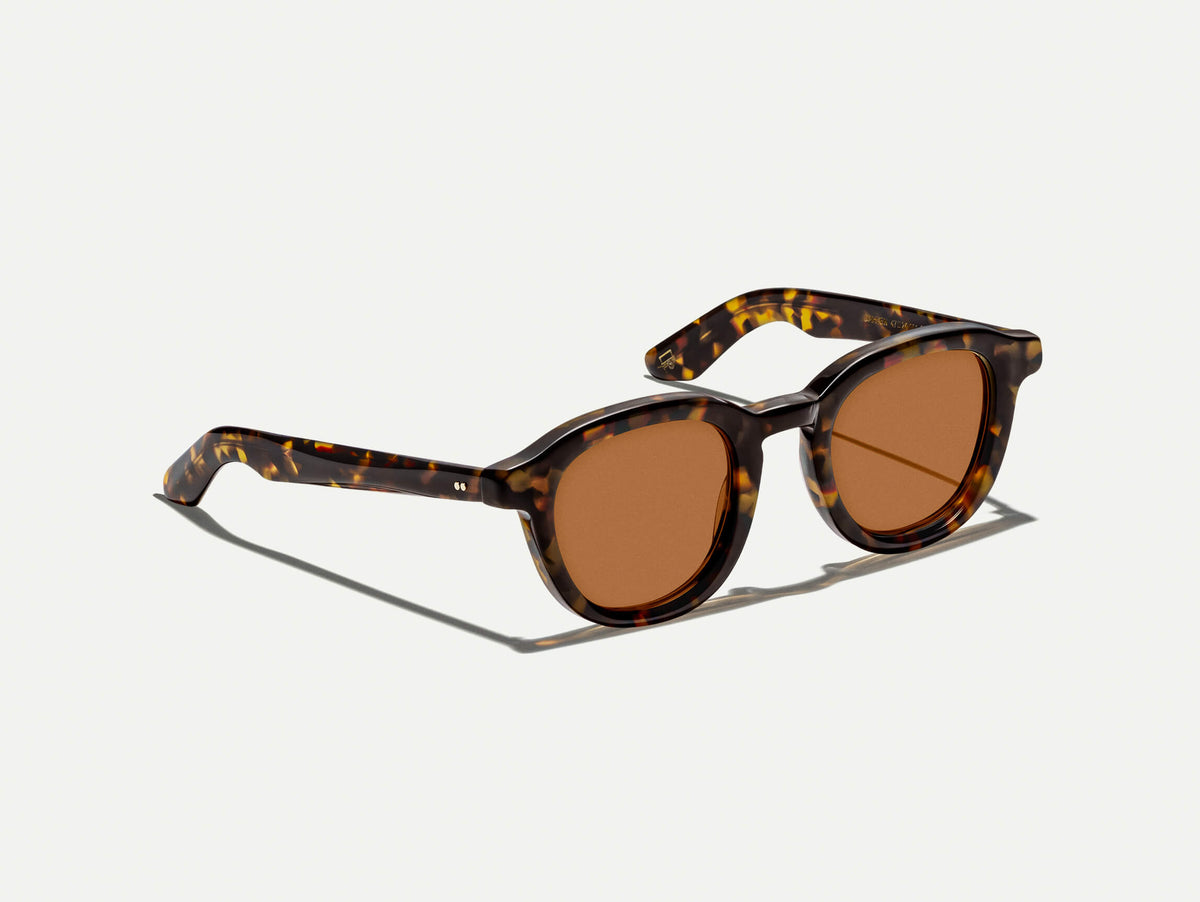 Der DAHVEN in Tortoise mit AMBER+ Tönung