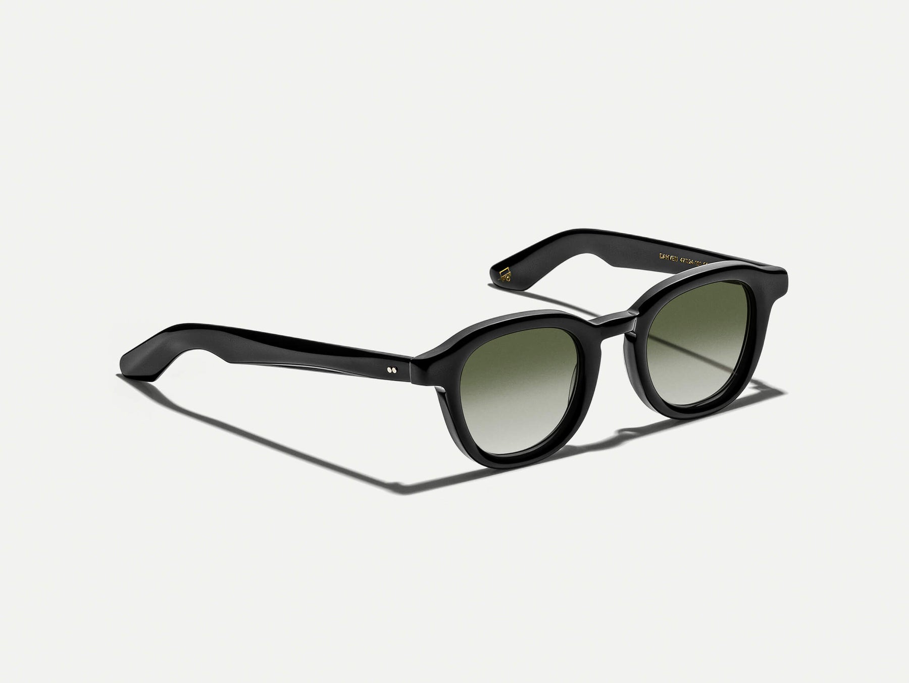 The DAHVEN Black with G-15 Fade Tinted Lenses