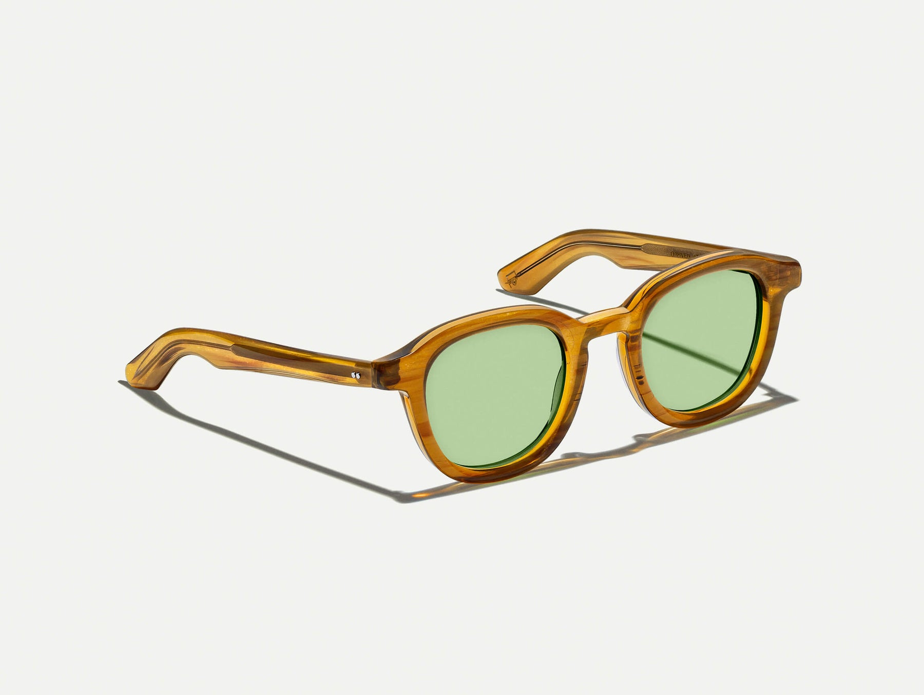 The DAHVEN in Blonde with GREEN+ Tint