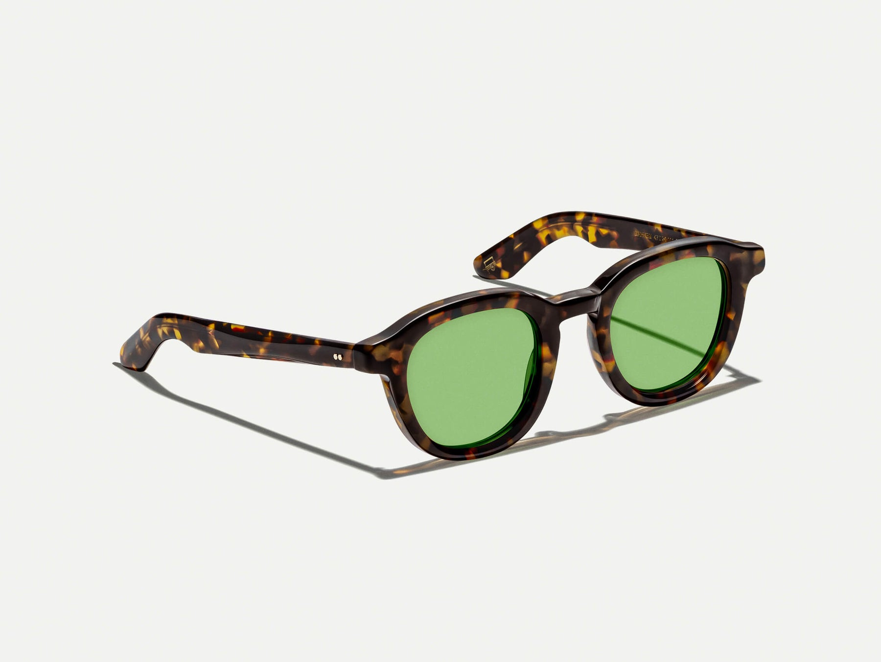 The DAHVEN in Tortoise with GREEN+ Tint