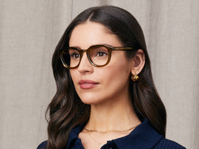 Model is wearing The DAHVEN in size 50 in Olive Brown