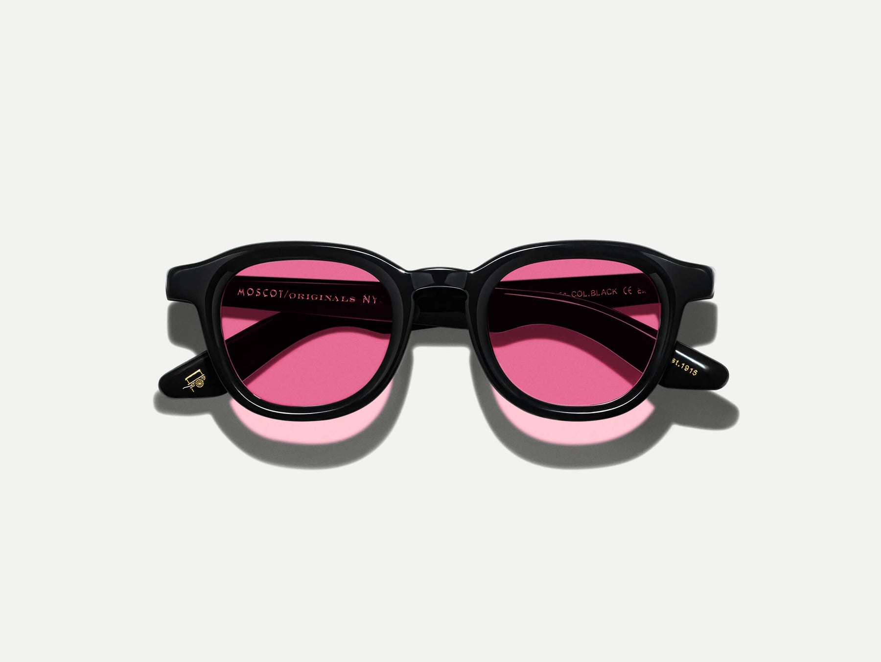 The DAHVEN in Black with ROSE+ Tint