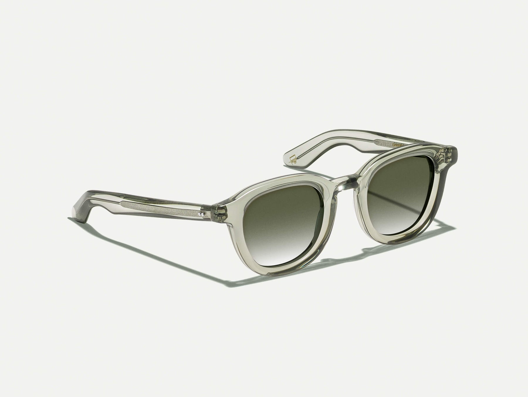 The DAHVEN in Sage with G-15 Fade Tinted Lenses