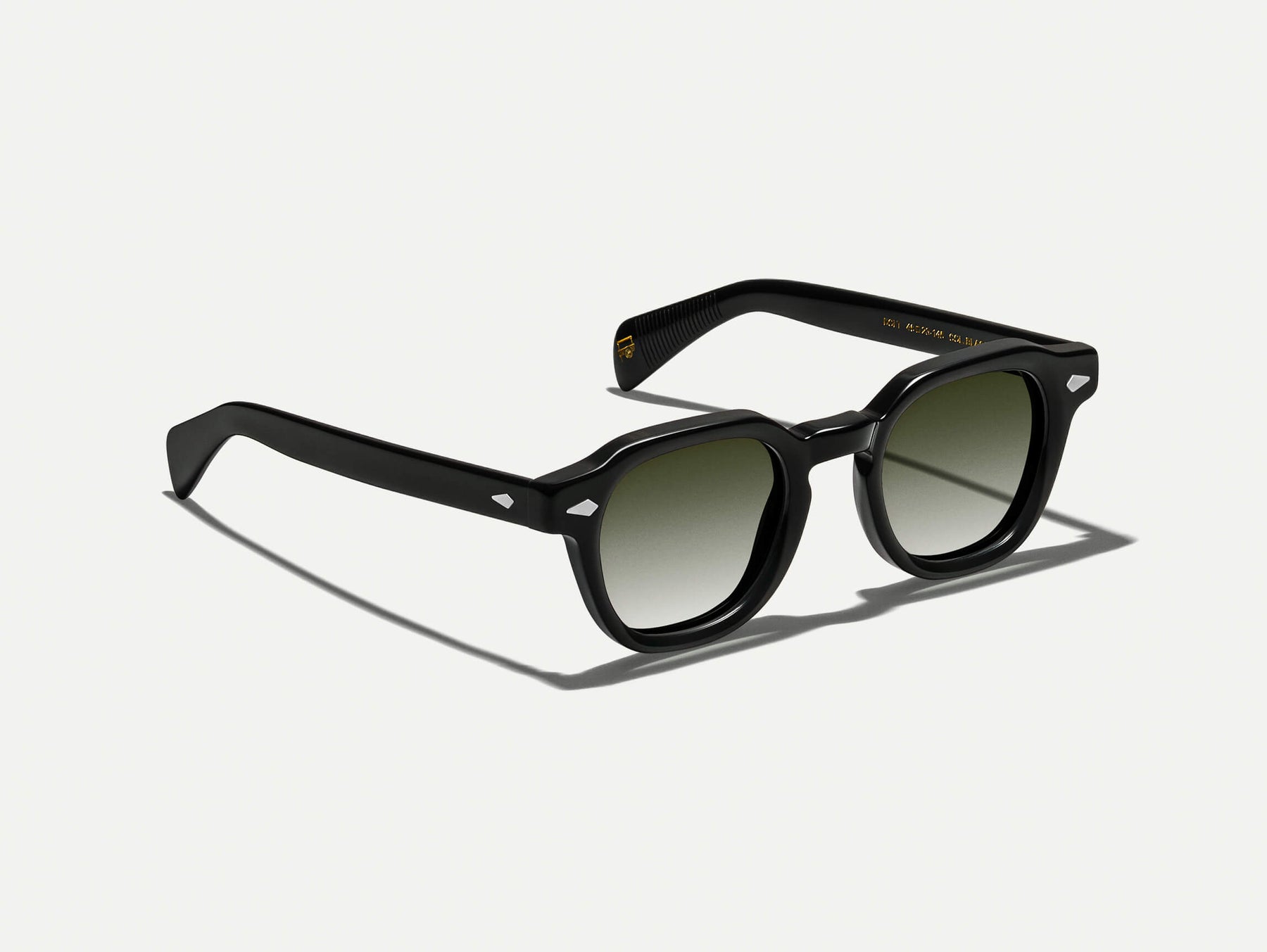 The DAHVEN Black with G-15 Fade Tinted Lenses