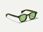 De DOLT in Dark Green met GREEN+ lenzen