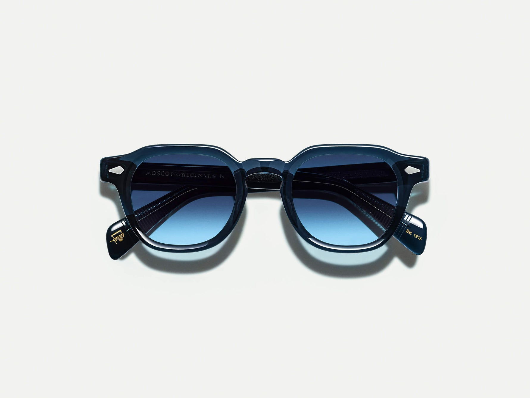 #color_navy | The DOLT SUN in Navy with Denim Blue Tinted Lenses