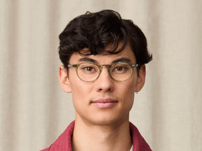 Model is wearing The FRANKIE in size 48 in Sage