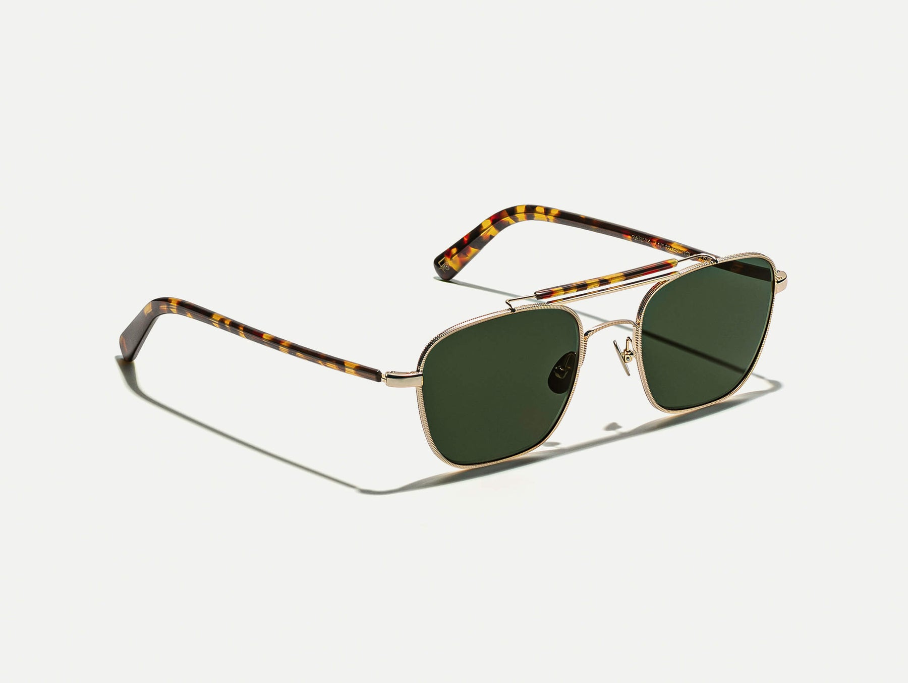 The GAFILTA SUN in Gold/Tortoise with G-15 Glass Lenses