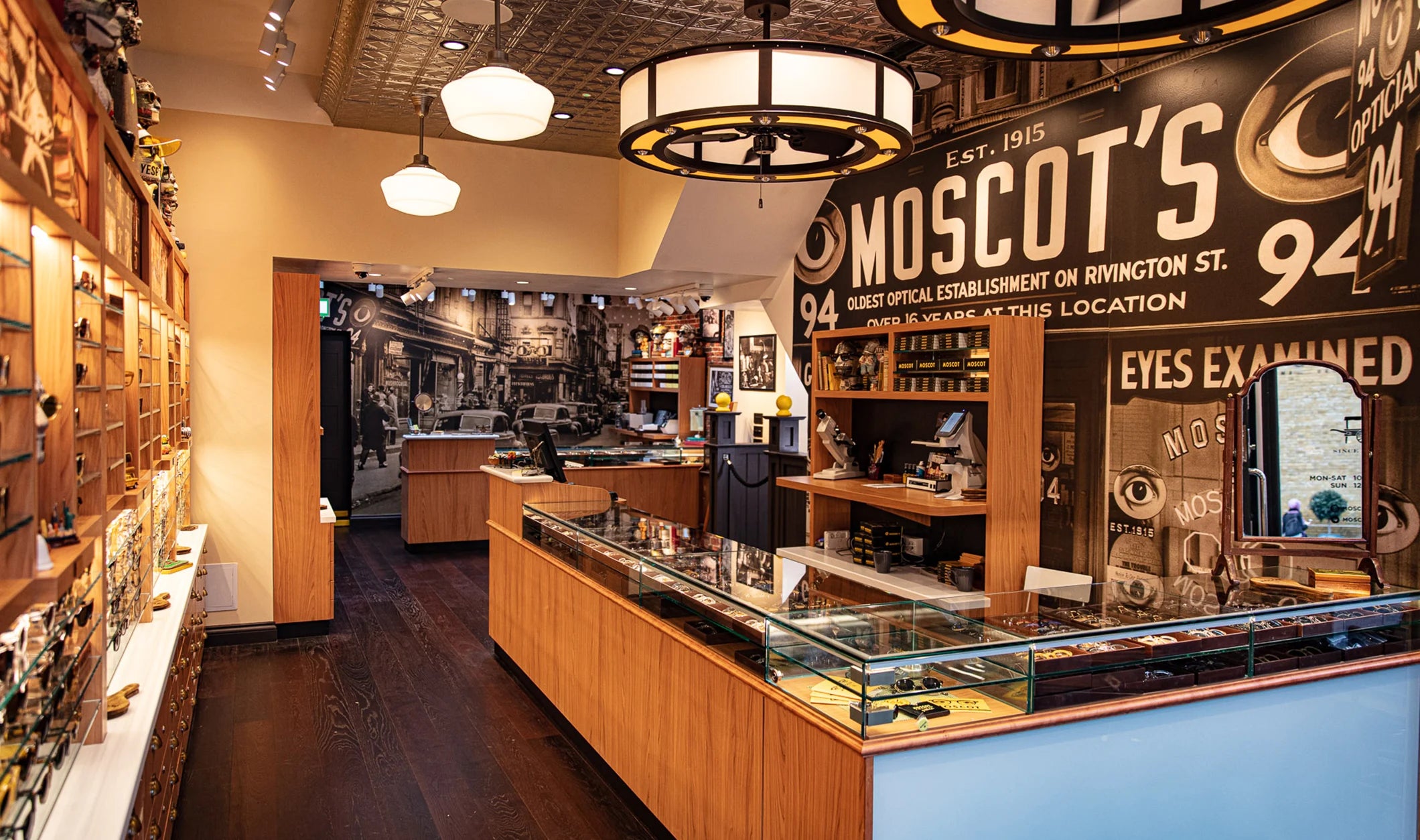 The MOSCOT King's Road Shop interior