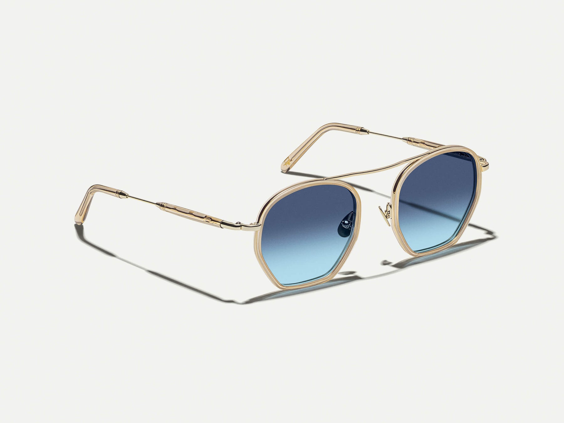 The KUGEL SUN in Cinnamon with Denim Blue Tinted Lenses