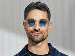 Model is wearing The LEMTOSH in Crystal in size 46 with Celebrity Blue Tinted Lenses