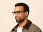 Model is wearing The LEMTOSH in size 46 in Grey Fade